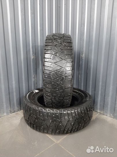 Dunlop Ice Touch 215/65 R16 98T