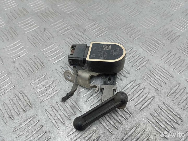 Датчик дорожного просвета BMW 5-Series F10 6784072