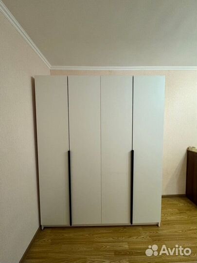 Шкаф распашной 160 см новый