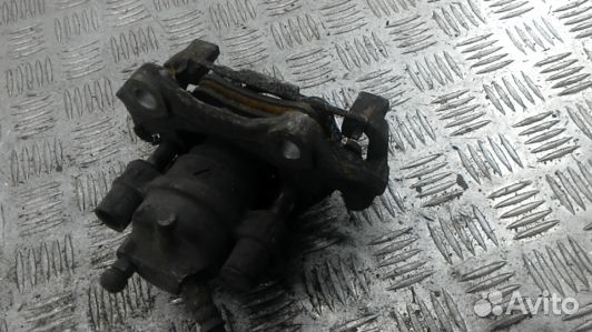 Суппорт тормозной задний левый mercedes benz S-cla