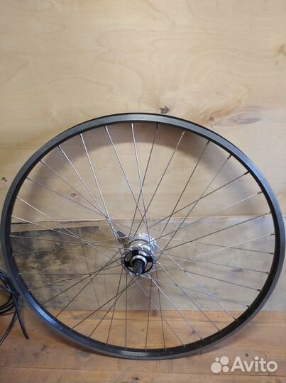 Колесо с динамо втулкой