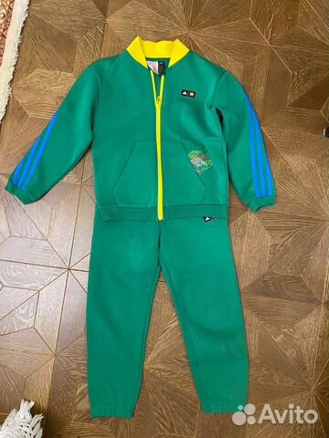 Спортивный костюм Adidas для мальчика 7-8 лет