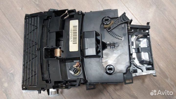 Консоль центральная Mercedes R 350 W251 272.967