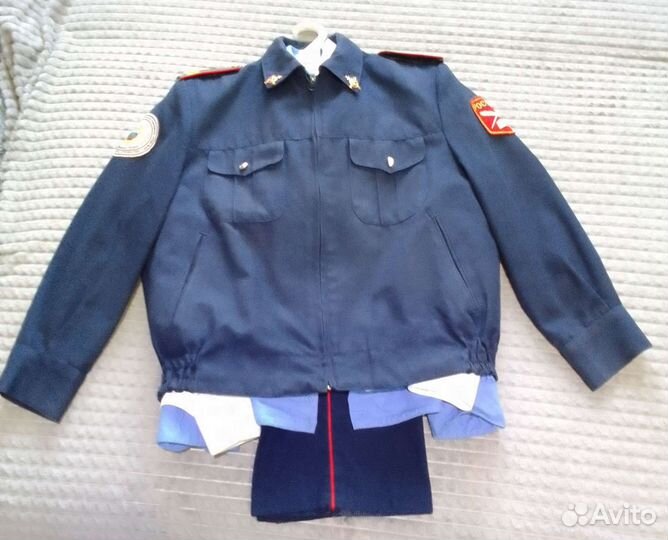 Костюм школьный