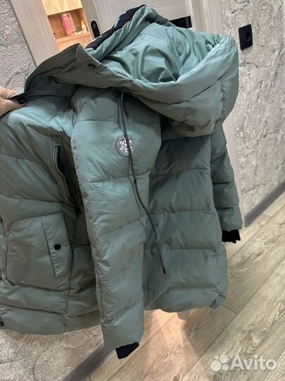 Пуховик теплая куртка зимняя 152 см