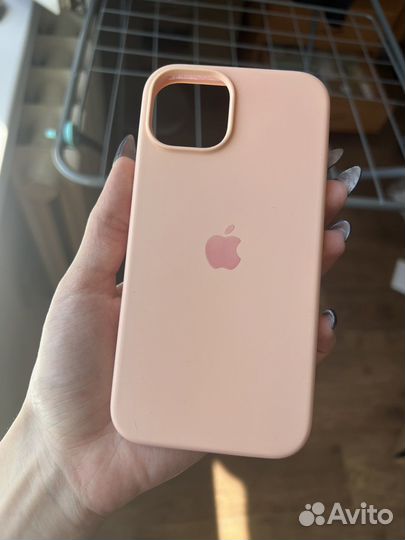 Чехол на iPhone 14