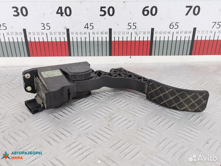 Педаль Volkswagen Polo 3 2001 6Q1721503L