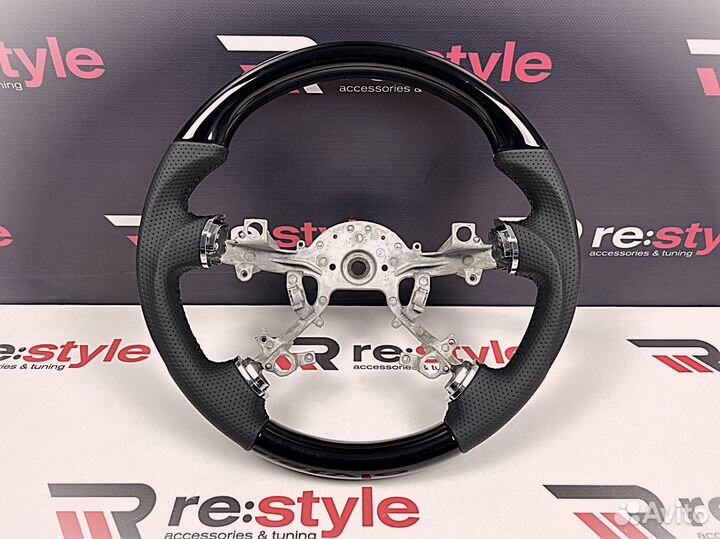 Руль Mitsubishi Delica D:5 Sport Design