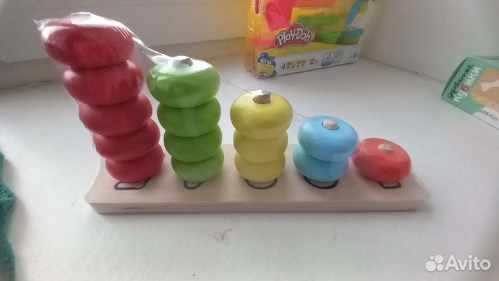 Игрушка новая пирамида