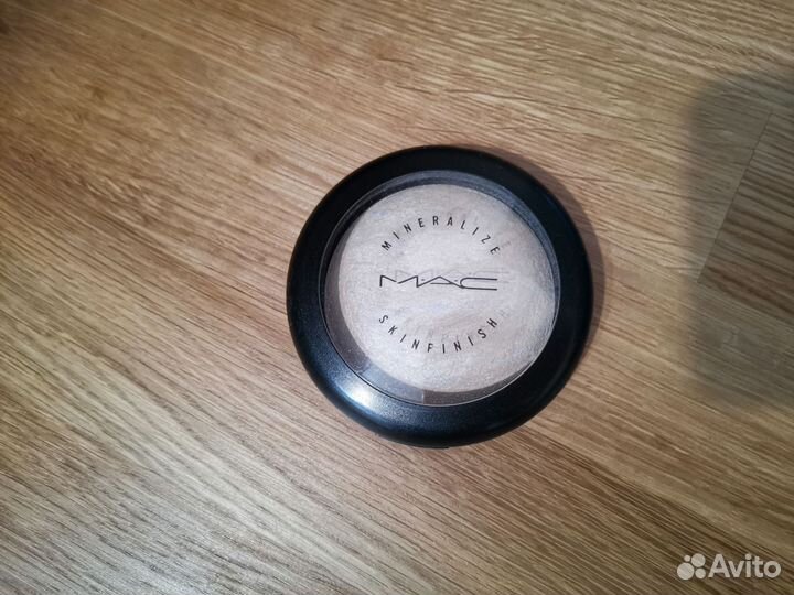 Пудра подсвечивающая MAC Lightscapade