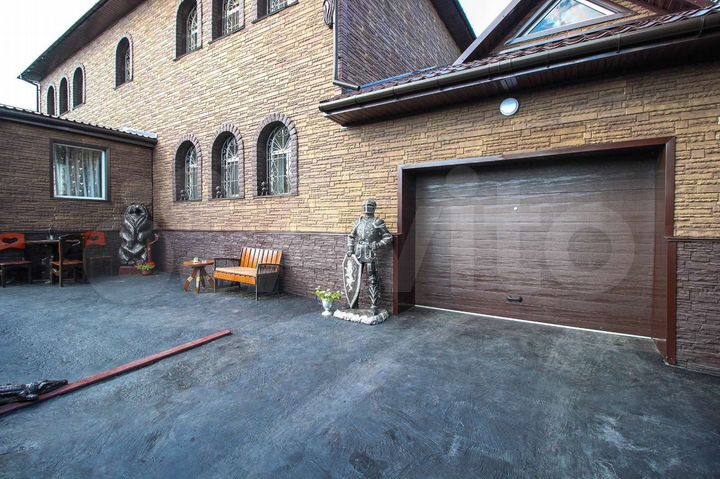 Дом 360 м² на участке 15 сот.