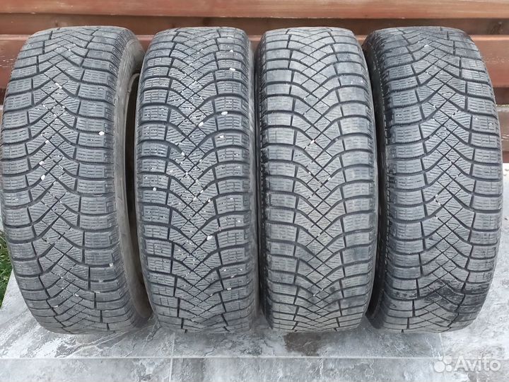 Комплект: Диски + Pirelli Ice Zero 205/55 R16 94T