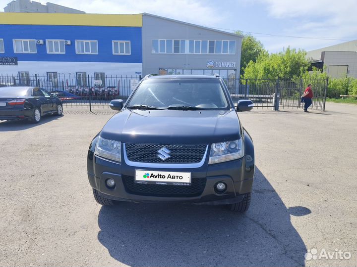 Suzuki Grand Vitara 2.0 AT, 2011, 200 000 км