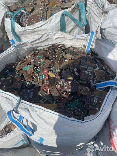 Материнская плата