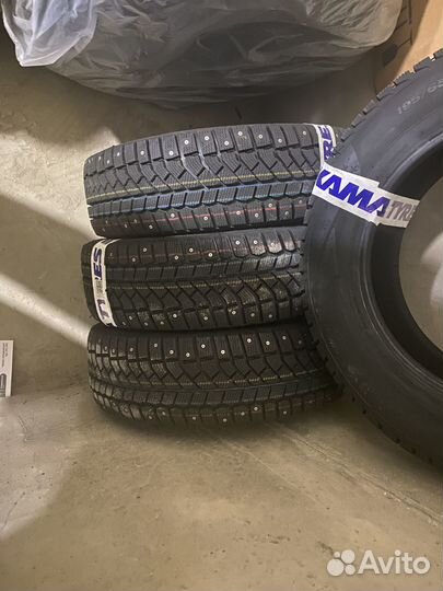 Viatti Brina Nordico V-522 195/65 R15 91T