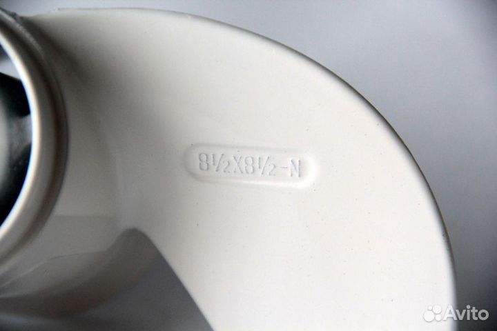 Винт гребной Yamaha 6-8, 8 1/2 х 8 1/2