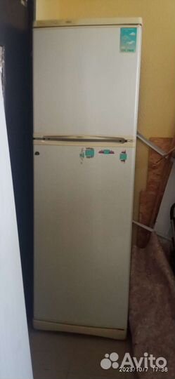 Холодильник Stinol-110er