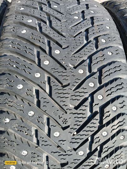Nokian Tyres Hakkapeliitta 8 215/55 R17