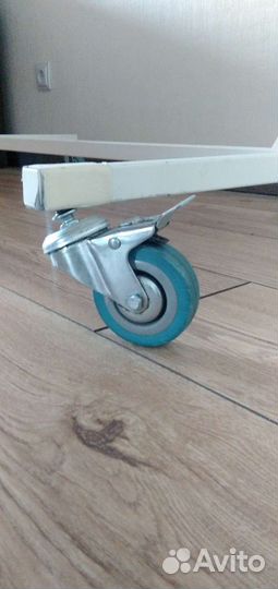 Вешалка напольная