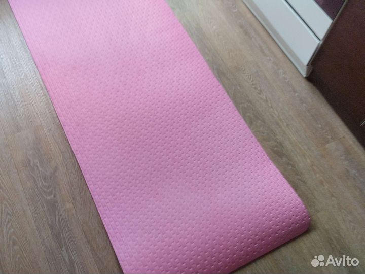 Коврик для йоги и фитнеса