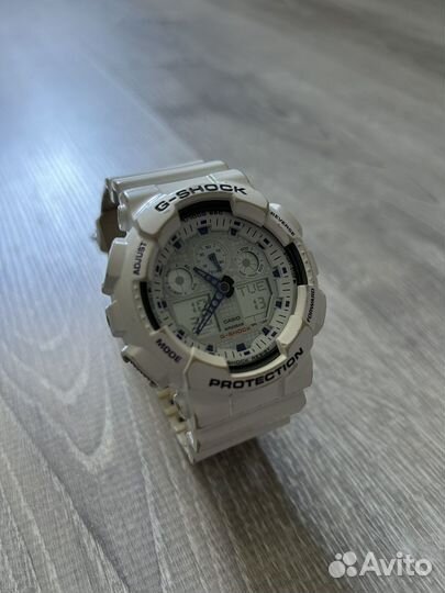 Часы Casio G-Shock GA-100A