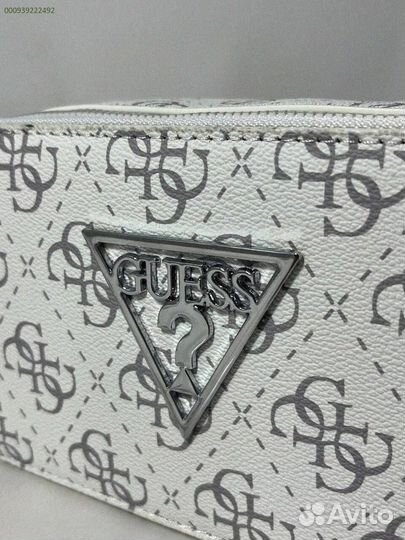 Женская сумка Guess: комфорт и стиль