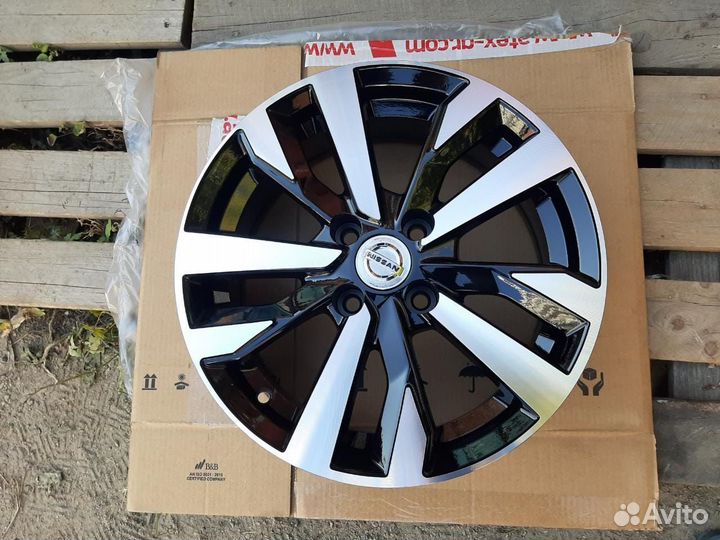 Новые диски R15 Nissan 4*100 (483)