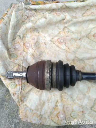 Полуось передняя правая Opel Zafira A 1,8 (aкпп)