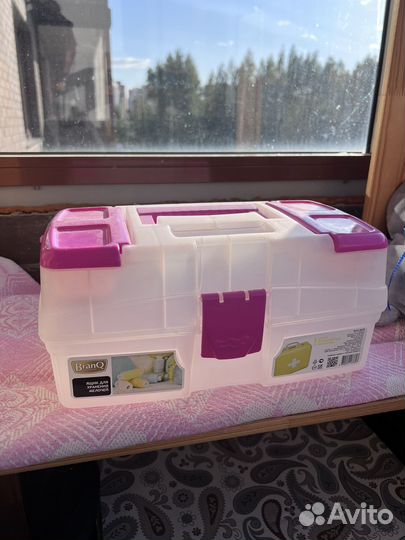 Контейнер для хранения мелочей, аптечка