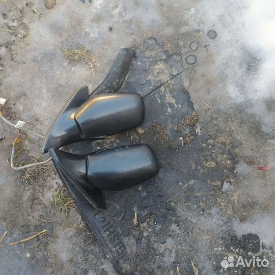 Зеркало Ниссан Вингроад