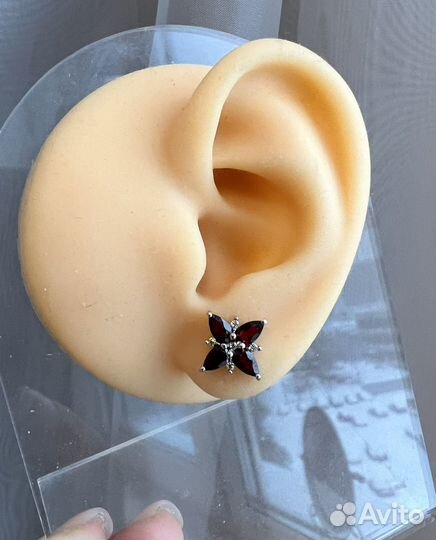 Серьги пусеты с природным гранатом