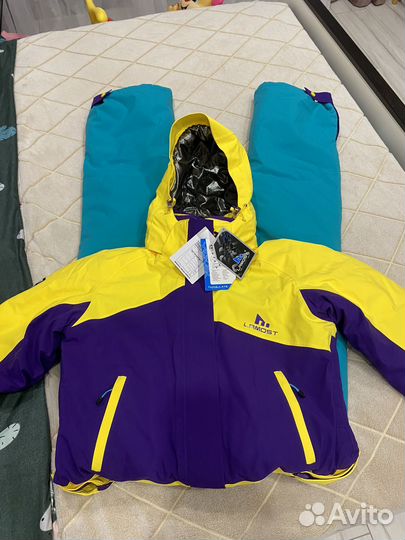 Горнолыжный комбинезон