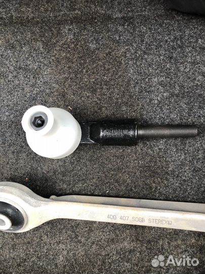 Рычаг передний верхний правый Vag