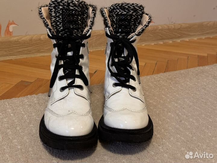 Ботинки доя девочки р36