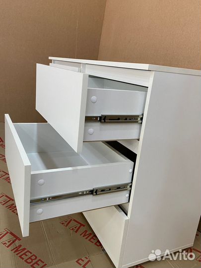 Комод белый в стиле Икеа