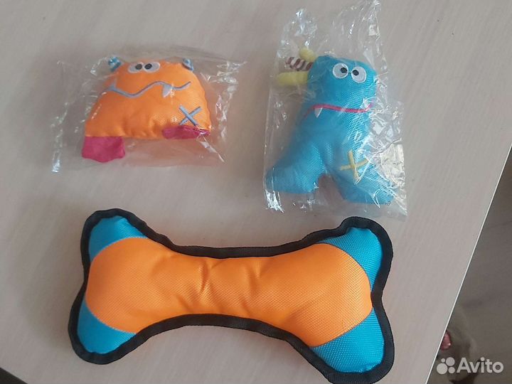 Игрушки для собак и кошек