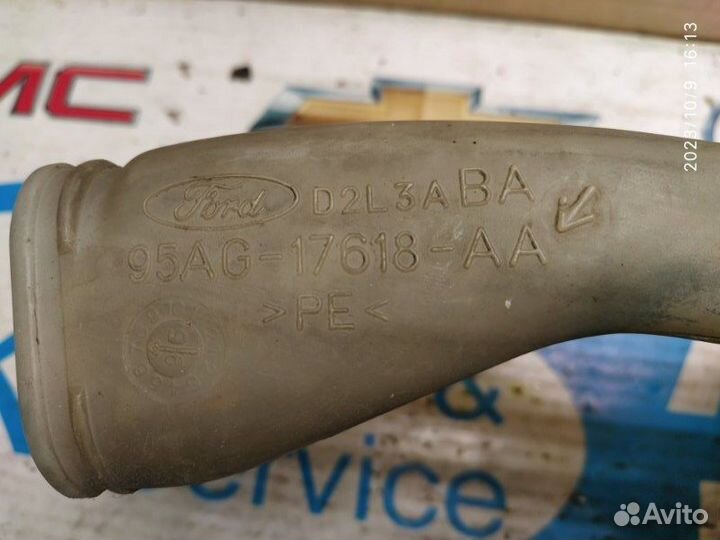 Бачок омывателя фар Ford Escort 95-01