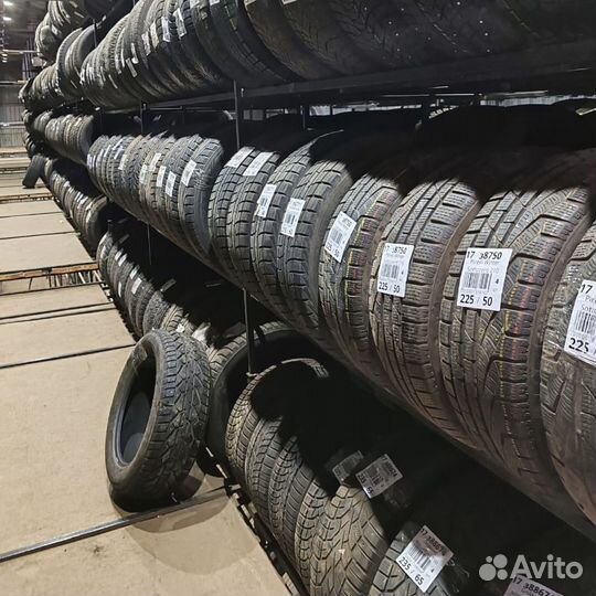 Kumho WinterCraft KW27 245/45 R18 95L