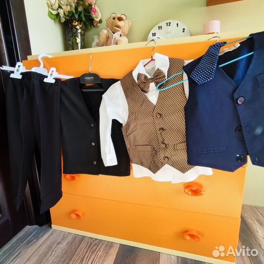 Рубашка, жилетка, брюки