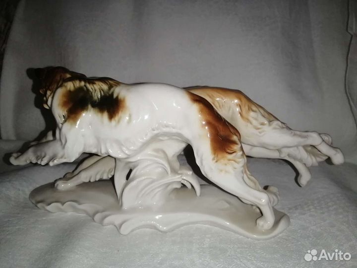 Статуэтка Бегущие борзые Германия