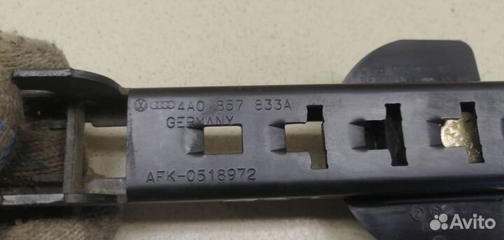 Механизм регулировки ремня безопасности A3 (8L1) 1