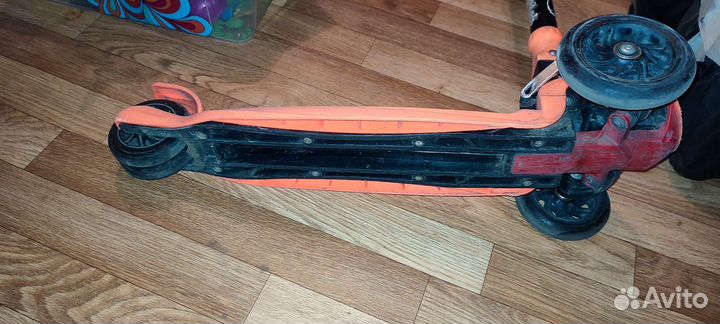 Самокат детский трехколесный