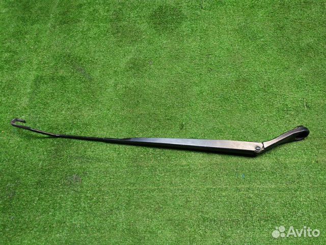 Поводок стеклоочистителя Nissan Primera 2001