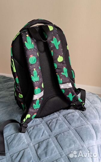 Школьный рюкзак и мешок для обуви