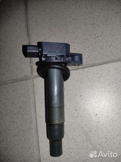 Катушка зажигания toyota vitz 2nz-fe