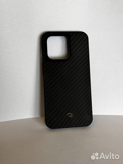 Чехол Pitaka на iPhone 14 pro