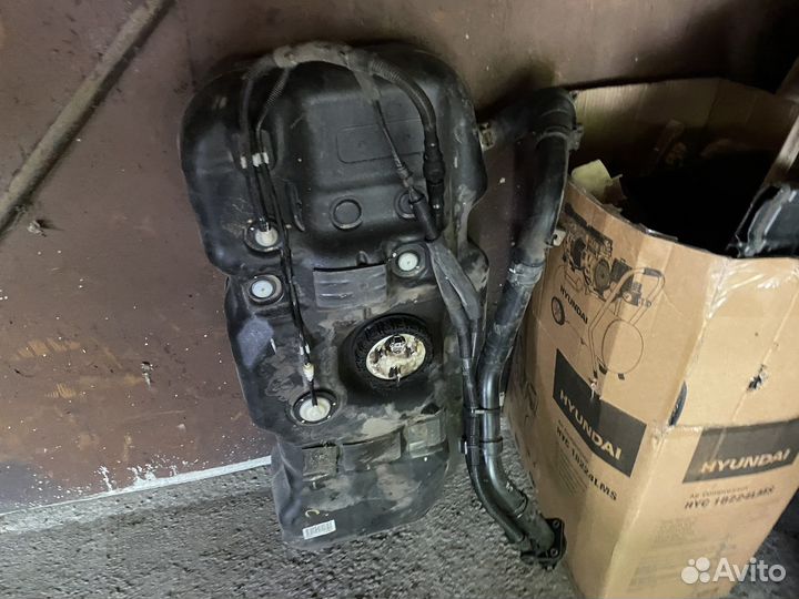 Топливный бак grand starex