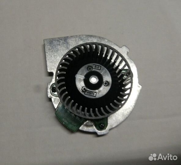 Вентилятор фары мерседес S222 W222 W205