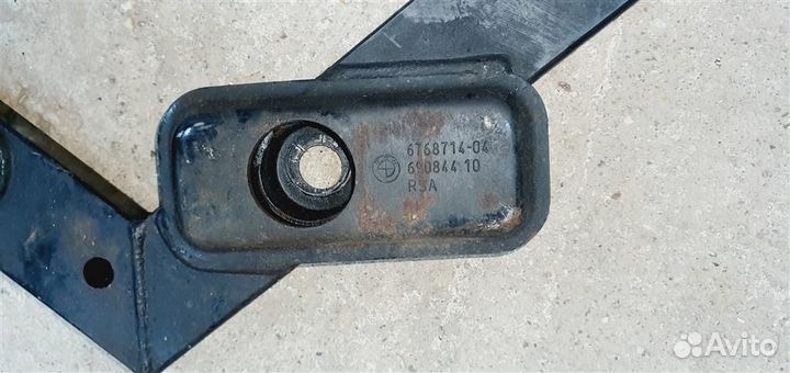 Растяжка переднего подрамника BMW E90