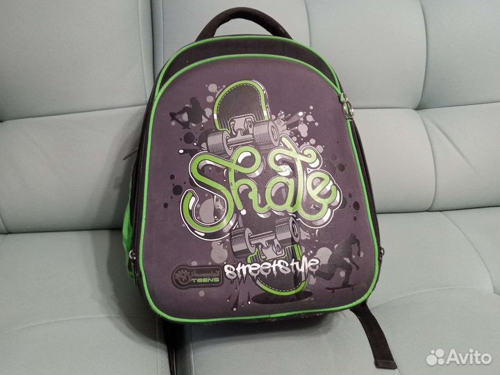 Школьный рюкзак